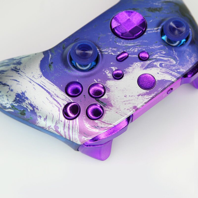 Close-up of top of Killscreen Viocid Purple Blue Xbox Series Wireless Controller