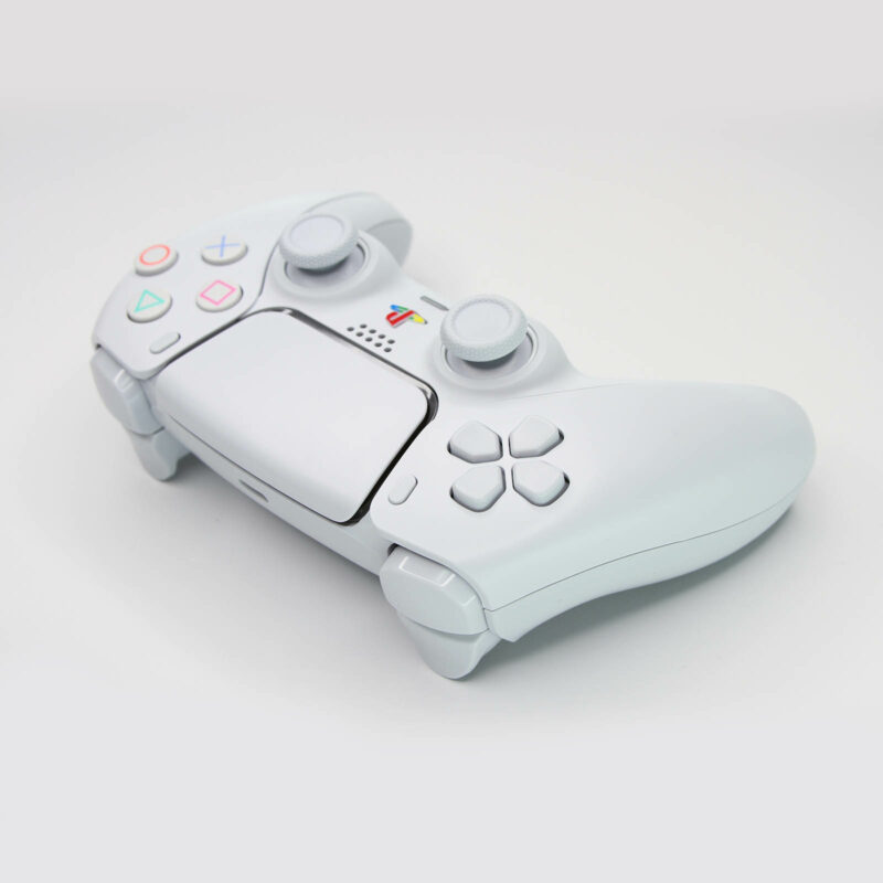 D-pad angle of PSOne White Retro PS5 Controller by Killscreen